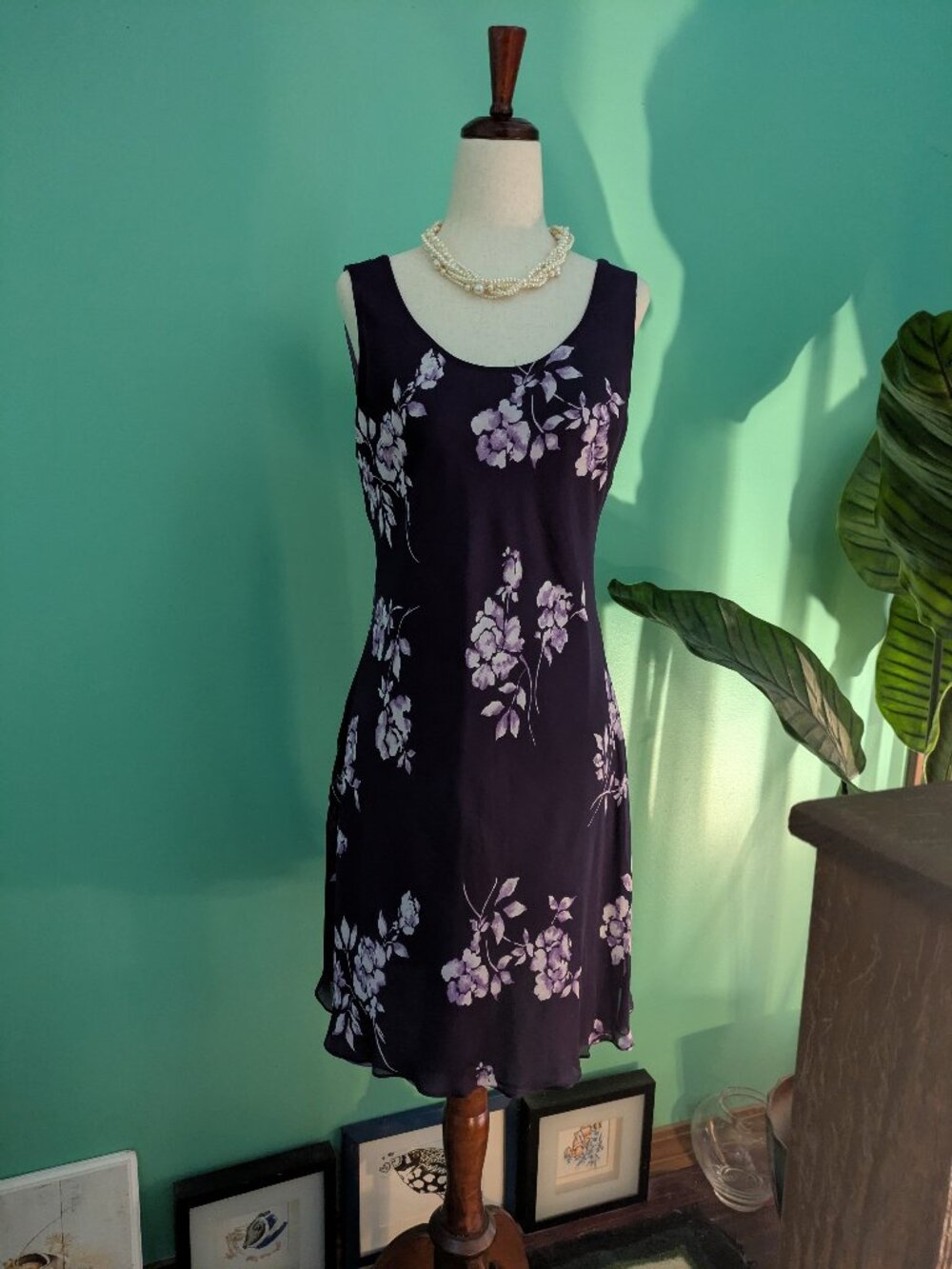 Lovely Deep Violet Floral Crepe Chiffon Ann Taylor Slip Mini Dress Size 6